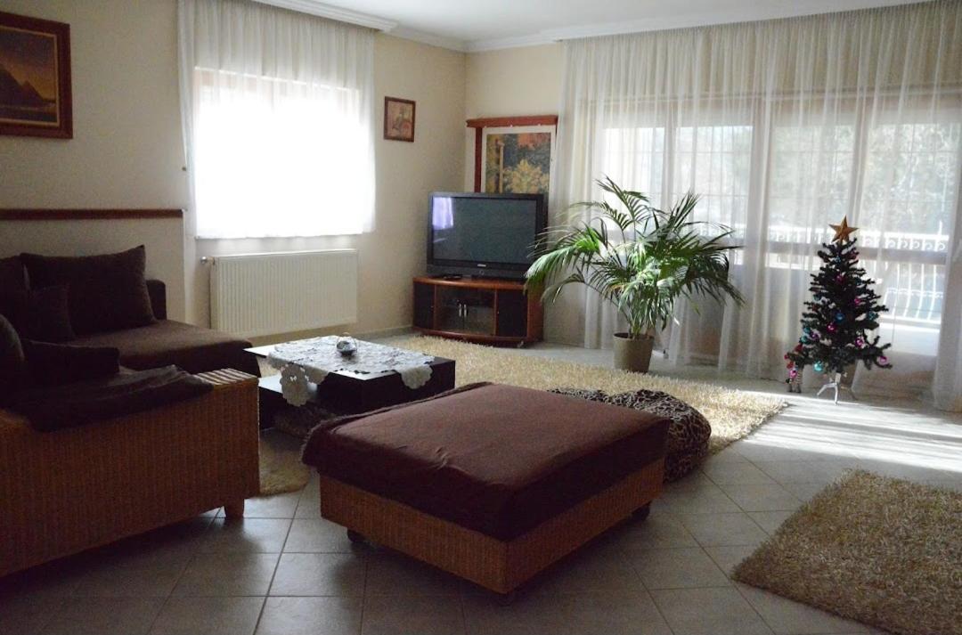 Villa Csilla Elegant House Erd Exterior foto